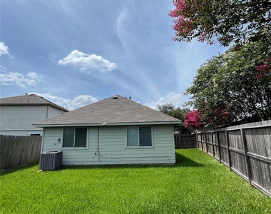 4010 Bealey Lane - Photo Thumbnail 21