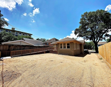 1625 W Alabama Street - Photo Thumbnail 12