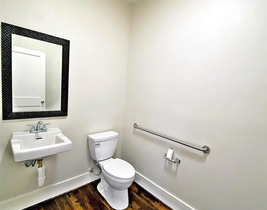 1625 W Alabama Street - Photo Thumbnail 13