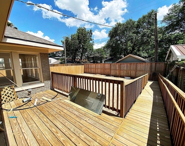 1625 W Alabama Street - Photo Thumbnail 11