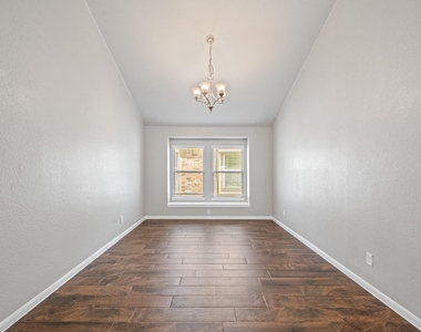 21310 Cypress White Oak Drive - Photo Thumbnail 7