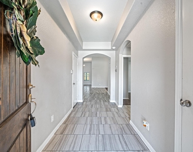 21310 Cypress White Oak Drive - Photo Thumbnail 3