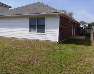 16327 Bettong Court - Photo Thumbnail 17