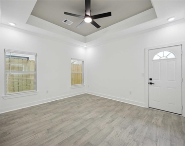 7832 Booker Street - Photo Thumbnail 15