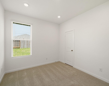 21611 Colonial Meadow Creek Trail - Photo Thumbnail 9