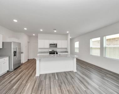 10315 Malta Trace Drive - Photo Thumbnail 14
