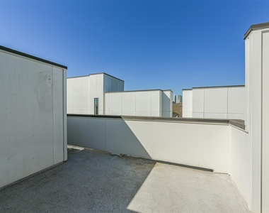 2824 Clay Street - Photo Thumbnail 32
