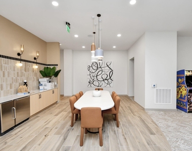 1617 Enid Street - Photo Thumbnail 28