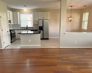 10634 Lyndon Meadows Drive - Photo Thumbnail 6