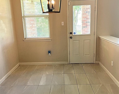 10634 Lyndon Meadows Drive - Photo Thumbnail 8