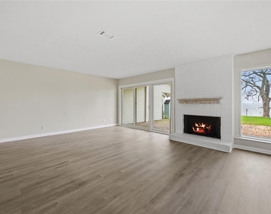 100 Edgewater Drive - Photo Thumbnail 2