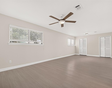 10383 Briar Forest Drive - Photo Thumbnail 35