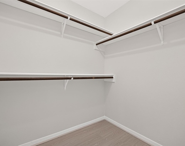 10383 Briar Forest Drive - Photo Thumbnail 41