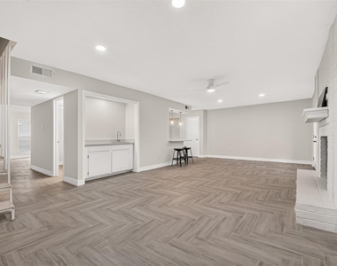 10383 Briar Forest Drive - Photo Thumbnail 10