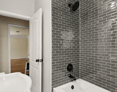 3005 Arbor Street - Photo Thumbnail 10