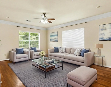 3005 Arbor Street - Photo Thumbnail 5