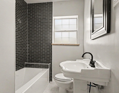 3005 Arbor Street - Photo Thumbnail 9