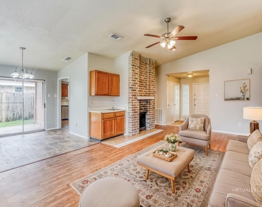 6918 Skyline Park Drive - Photo Thumbnail 5