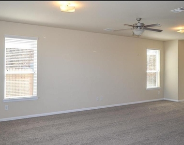 3550 Paganini Place - Photo Thumbnail 5