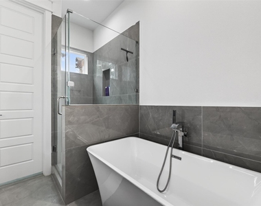 523 Schweikhardt Street - Photo Thumbnail 18