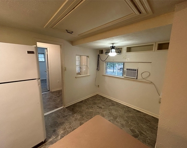 2561 Pioneer Ln Lane - Photo Thumbnail 4