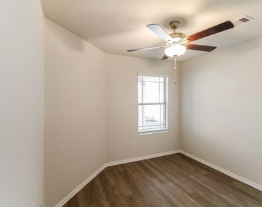 11011 Inflow Drive - Photo Thumbnail 13