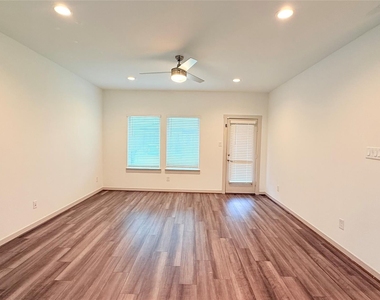 7314 Teton Creek Trace - Photo Thumbnail 4