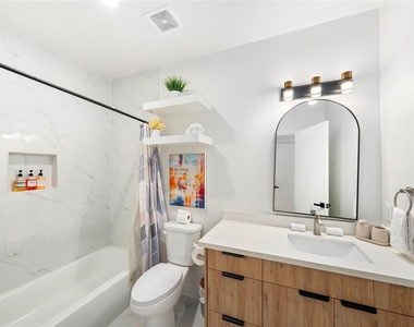 3008 Delano Street - Photo Thumbnail 18