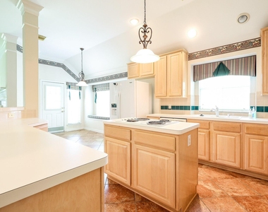 1723 Teal Brook Lane - Photo Thumbnail 5