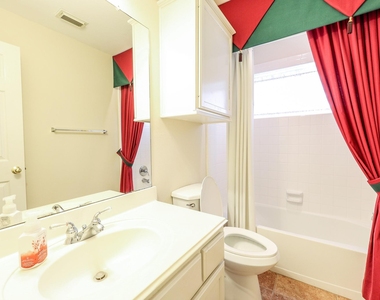 1723 Teal Brook Lane - Photo Thumbnail 14