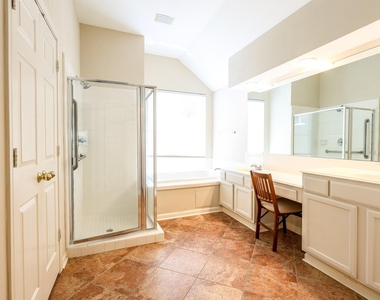 1723 Teal Brook Lane - Photo Thumbnail 12