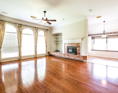 1723 Teal Brook Lane - Photo Thumbnail 10