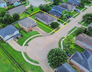 3209 Wheatmeadow Court - Photo Thumbnail 28