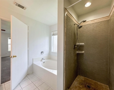 3209 Wheatmeadow Court - Photo Thumbnail 18