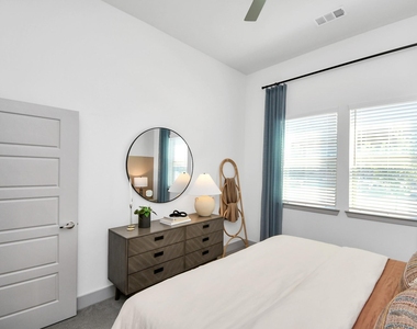 1617 Enid Street - Photo Thumbnail 15