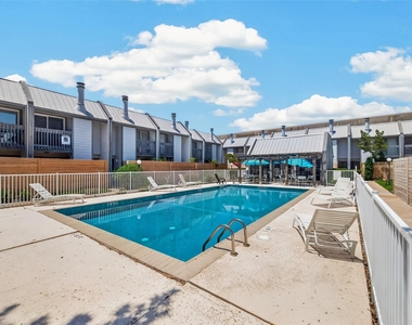 5056 Glenmont Drive - Photo Thumbnail 35