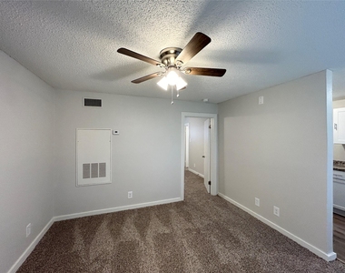 5415 Scott St Street - Photo Thumbnail 1