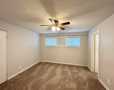 5415 Scott St Street - Photo Thumbnail 6