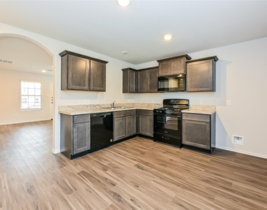 1225 Narrow Heights Drive - Photo Thumbnail 1