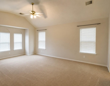 11607 Bay Ledge Drive - Photo Thumbnail 9
