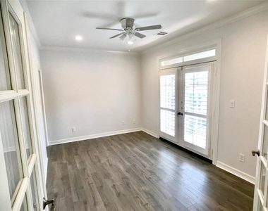 2104 Bancroft Street - Photo Thumbnail 11