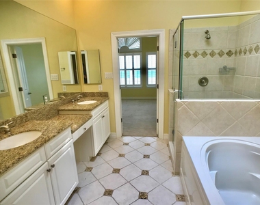2104 Bancroft Street - Photo Thumbnail 29
