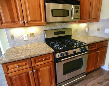 2104 Bancroft Street - Photo Thumbnail 20