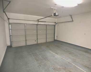 2104 Bancroft Street - Photo Thumbnail 34