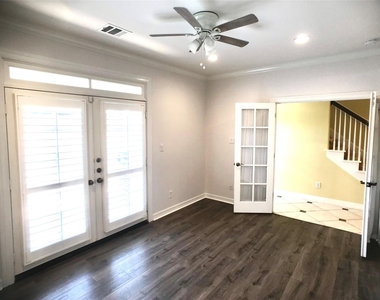 2104 Bancroft Street - Photo Thumbnail 12