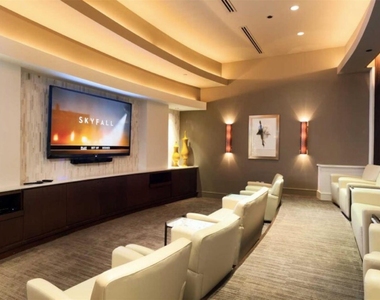 1340 W Gray Street - Photo Thumbnail 6