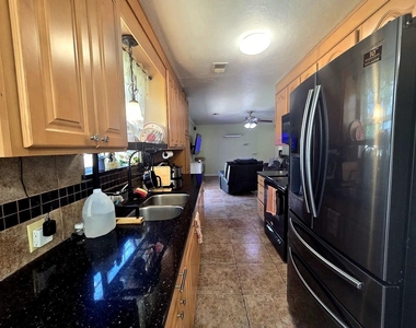 3000 2nd Avenue N - Photo Thumbnail 9