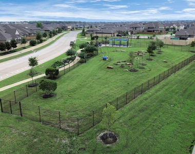 10303 Rose Mar Drive - Photo Thumbnail 47