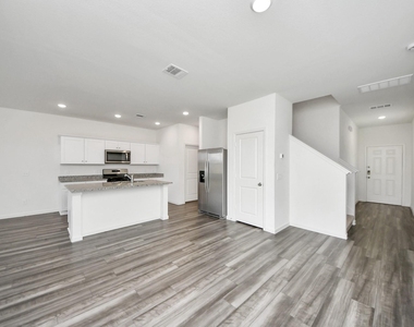 10303 Rose Mar Drive - Photo Thumbnail 3