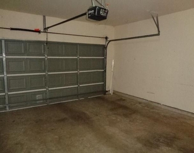 10223 Checkerberry Park Lane - Photo Thumbnail 16